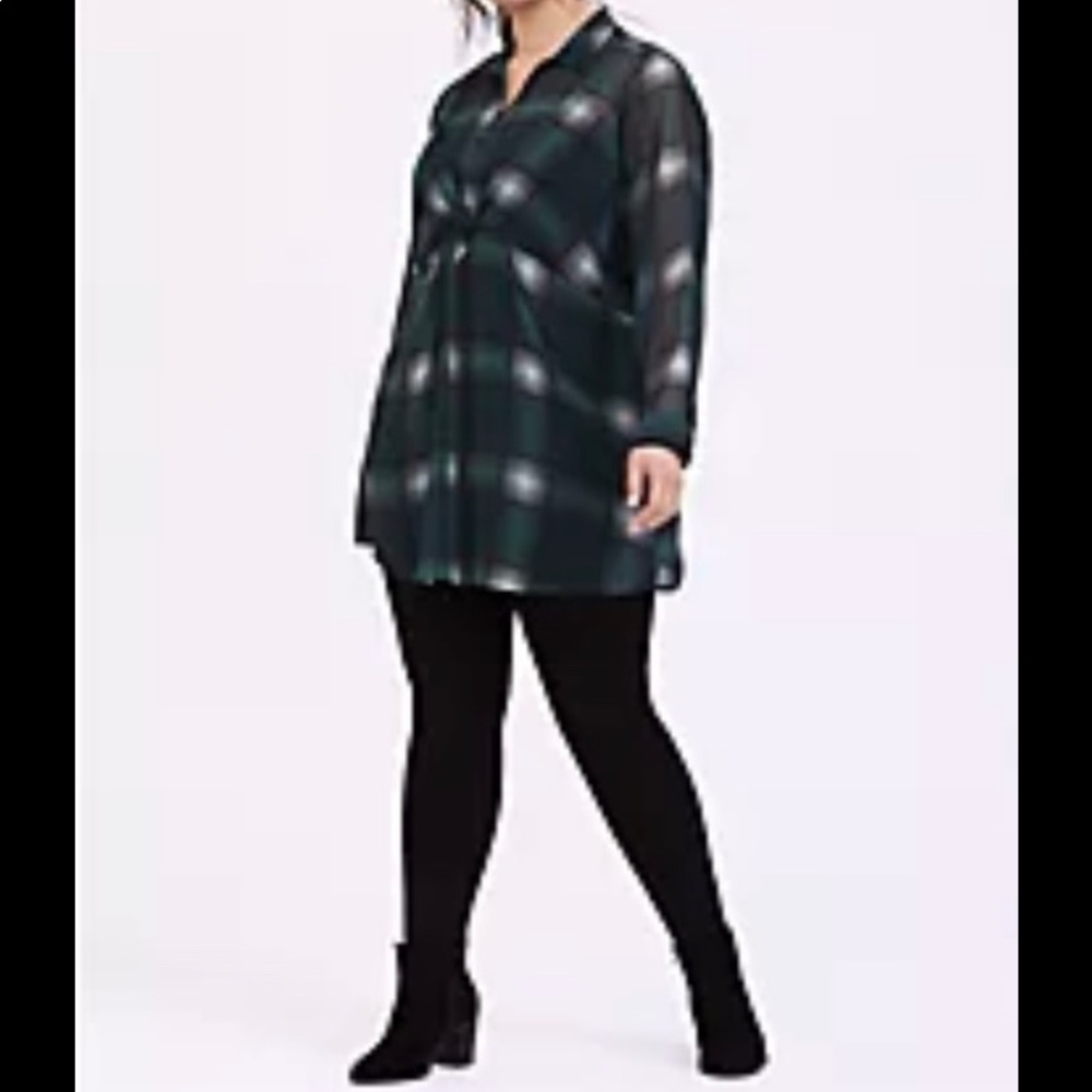 Torrid long sleeve plaid top